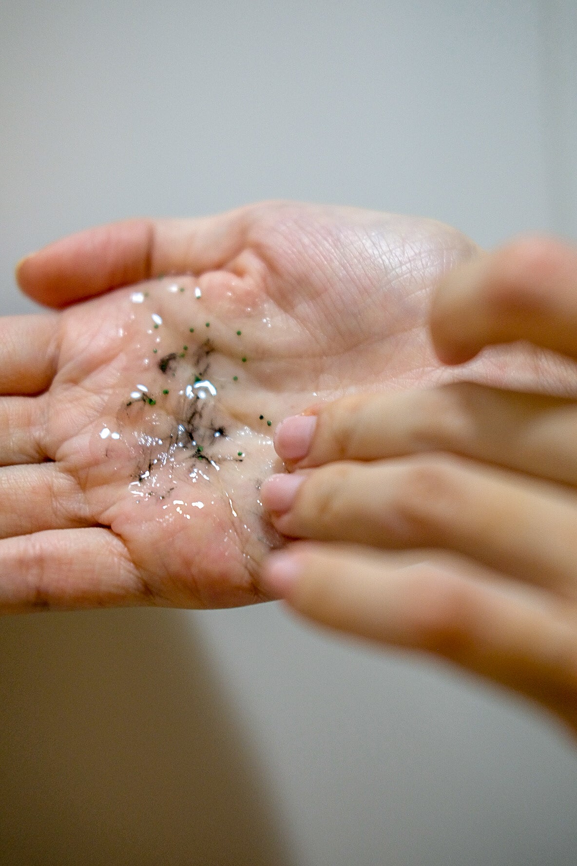 Glowfully Charcoal Beads Gel Cleanser